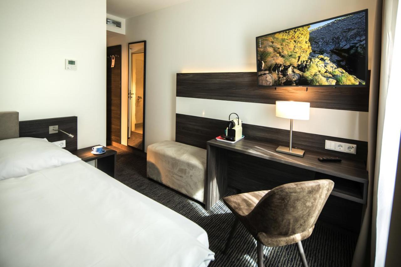 Hotel Suedstern Мюнхен Екстериор снимка